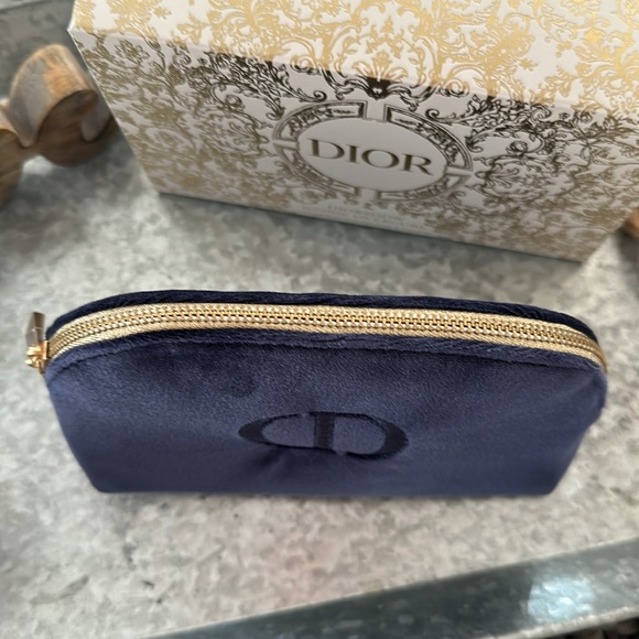 BNIB Dior Cosmetics Pouch - Picture 5 of 9
